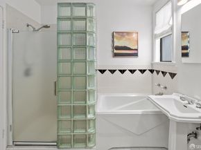 1230 Clay Street 303, San Francisco CA 94108