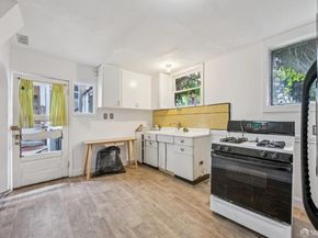 1018 Noe Street, San Francisco CA 94114