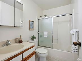 1678 Wallace Avenue, San Francisco CA 94124