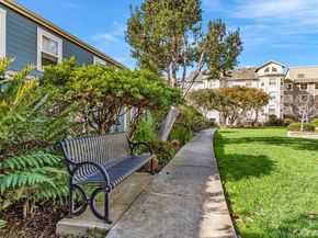 555 10th Street 102, Oakland CA 94607