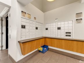 555 10th Street 102, Oakland CA 94607