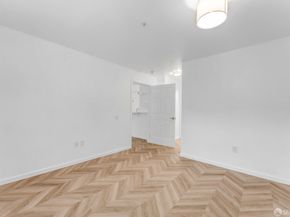 555 10th Street 102, Oakland CA 94607