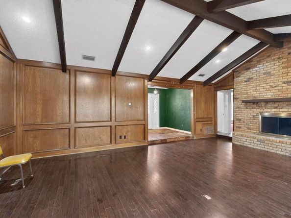 1409  Colony Drive , Irving Texas 75061