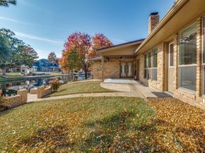 2814  Augusta Lane , Arlington Texas 76012