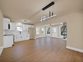 2527  Alaska Avenue , Dallas Texas 75216