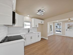 2527  Alaska Avenue , Dallas Texas 75216