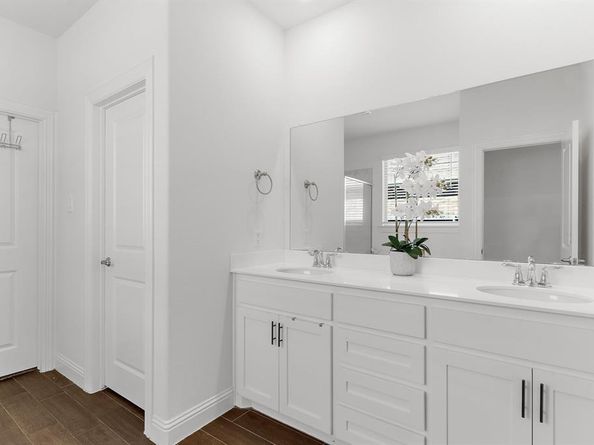 7209  Windy Meadow Drive , Aubrey Texas 76227