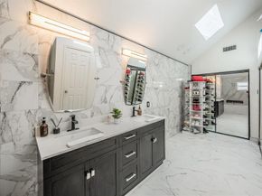 1349  Jeanette Way , Carrollton Texas 75006