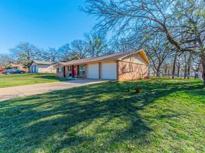 708 N Stewart Street , Azle Texas 76020