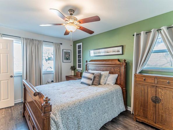 708 N Stewart Street , Azle Texas 76020