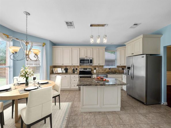 719  Bethany Lake Boulevard , Allen Texas 75002