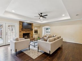 133 N Crestwood Boulevard , DeSoto Texas 75115