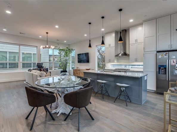 5915  Lindell Avenue  105, Dallas Texas 75206