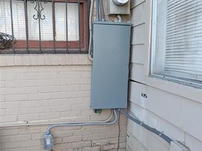 2748 S Llewellyn Avenue , Dallas Texas 75224