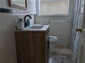 2748 S Llewellyn Avenue , Dallas Texas 75224