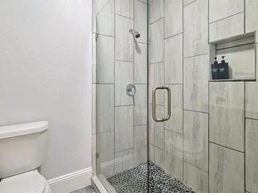 702 N Edgefield Avenue , Dallas Texas 75208