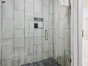 702 N Edgefield Avenue , Dallas Texas 75208