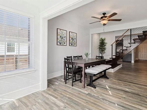 702 N Edgefield Avenue , Dallas Texas 75208