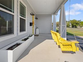 2534  Gladstone Drive , Dallas Texas 75211