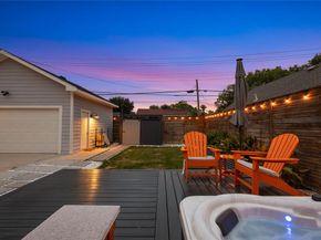 2534  Gladstone Drive , Dallas Texas 75211