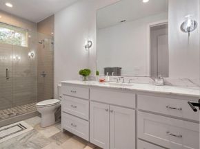 6605  Robin Road , Dallas Texas 75209