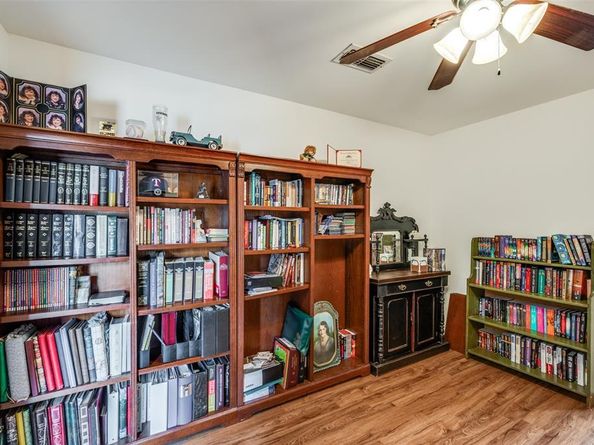 1509  Springbrook Street , Corinth Texas 76210