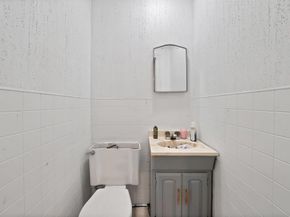 2510 W Jefferson Boulevard , Dallas Texas 75211