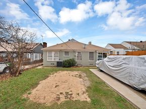 2510 W Jefferson Boulevard , Dallas Texas 75211