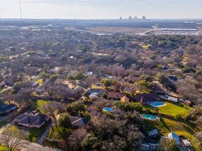 305  Cedar Creek Court , Fort Worth Texas 76103