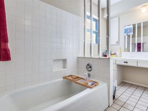 305  Cedar Creek Court , Fort Worth Texas 76103