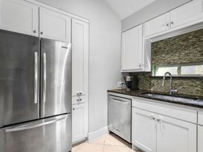 4319  Cabell Drive , Dallas Texas 75204