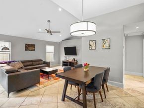4319  Cabell Drive , Dallas Texas 75204