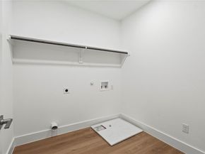 3835  Spence Street , Dallas Texas 75215