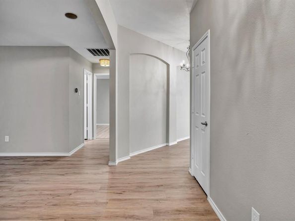 341  Windy Hill Lane , Fort Worth Texas 76108