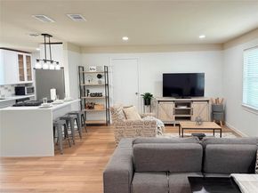 522  Milky Way , Garland Texas 75040