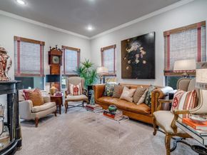 307  Sunset Lane  101, Fort Worth Texas 76114