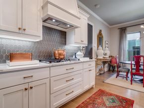 307  Sunset Lane  101, Fort Worth Texas 76114