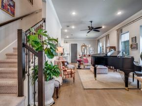 307  Sunset Lane  101, Fort Worth Texas 76114