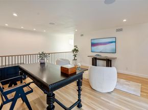 3510  Edgewater Street , Dallas Texas 75205