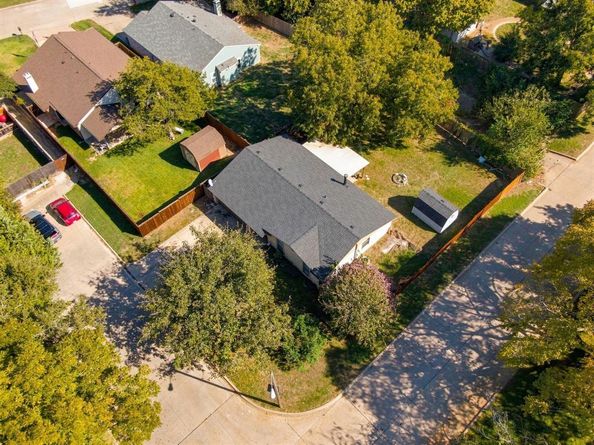 500  Robin Drive , Mansfield Texas 76063
