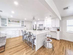 5837  Clendenin Avenue , Dallas Texas 75228