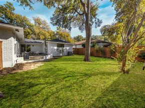 5837  Clendenin Avenue , Dallas Texas 75228