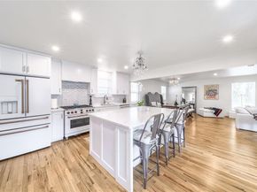 5837  Clendenin Avenue , Dallas Texas 75228