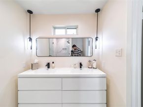 5837  Clendenin Avenue , Dallas Texas 75228