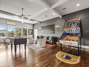 5628  Lindenshire Lane , Dallas Texas 75230