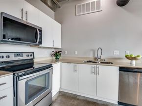 1001  Belleview Street  602, Dallas Texas 75215