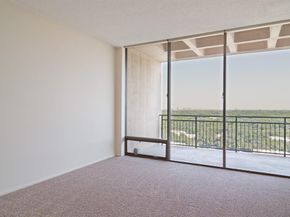 6335 W Northwest Highway  913, Dallas Texas 75225