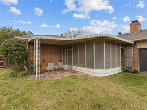 2102  Lansdowne Drive , Garland Texas 75040