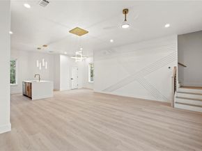 1902  Homeland Street , Dallas Texas 75212