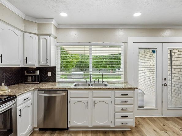 4020  Dogwood Lane , Fort Worth Texas 76137